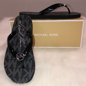 New Michael Kors Black Jet Set Logo Flip Flops